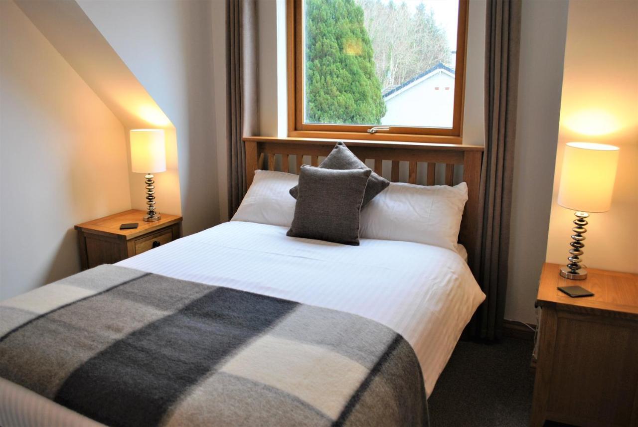 Orchard House 2*